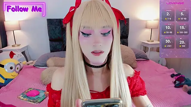 Snapshot of Kirmyy_ chatting on 02-14-25, 10:36 Kirmyy  online show from 02-14-25, 10:36