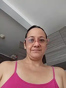 nicolle milf1978 online show from 06-05-26, 02:23