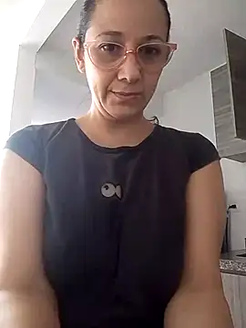nicolle milf1978 online show from 07-21-26, 01:35