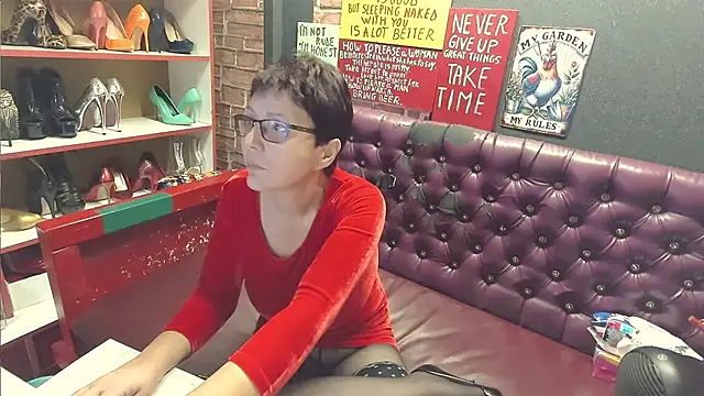 Lily4yourfun online show from 12-11-24, 07:09