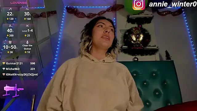 Snapshot of Annie__winter chatting on 12-23-24, 02:56 Annie  winter online show from 12-23-24, 02:56