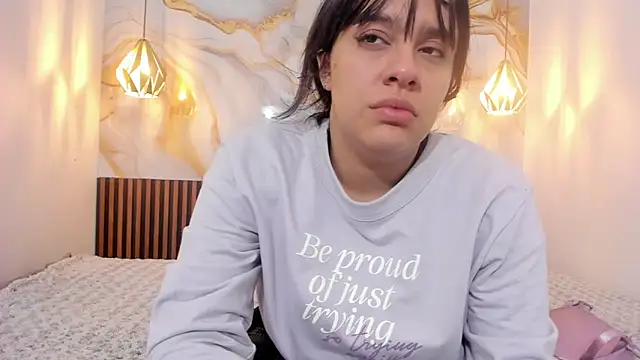 Snapshot of MelissaGilll chatting on 12-04-25, 07:22 MelissaGilll online show from 12-04-25, 07:22