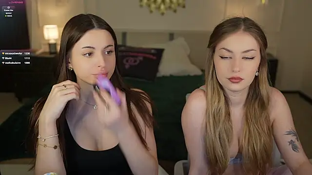 Snapshot of Maggie_tenderness chatting on 02-17-26, 07:53 Maggie tenderness online show from 02-17-26, 07:53