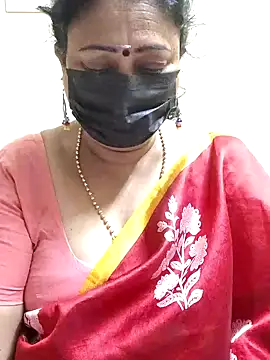 Snapshot of rekha_naier chatting on 02-06-25, 03:06 rekha naier online show from 02-06-25, 03:06