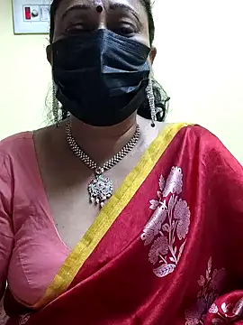 Snapshot of rekha_naier chatting on 02-07-25, 04:16 rekha naier online show from 02-07-25, 04:16