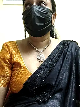 Snapshot of rekha_naier chatting on 02-11-25, 03:40 rekha naier online show from 02-11-25, 03:40