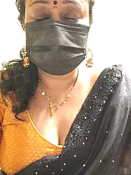 Snapshot of rekha_naier chatting on 02-20-25, 03:23 rekha naier online show from 02-20-25, 03:23