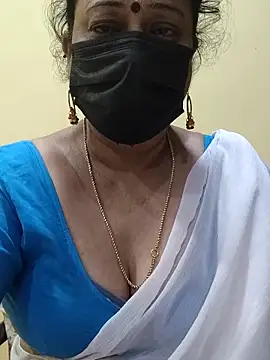 Snapshot of rekha_naier chatting on 03-10-25, 05:11 rekha naier online show from 03-10-25, 05:11