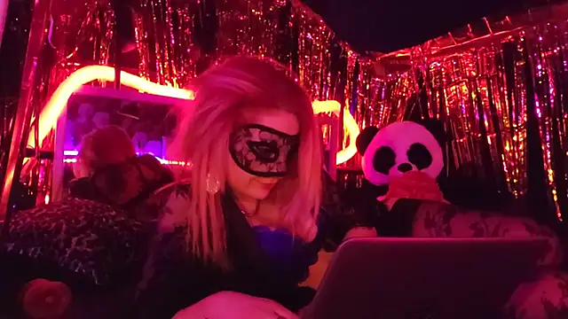 anonymouszN online show from 01-07-25, 08:42