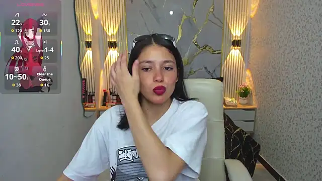 Snapshot of athenasexxxy chatting on 10-25-25, 01:07 athenasexxxy online show from 10-25-25, 01:07