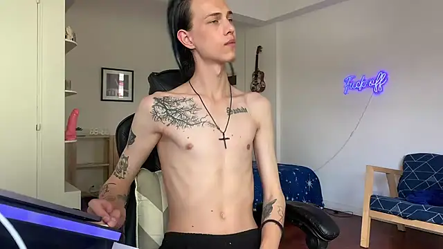 Den BlueXx online show from 12-31-24, 06:02