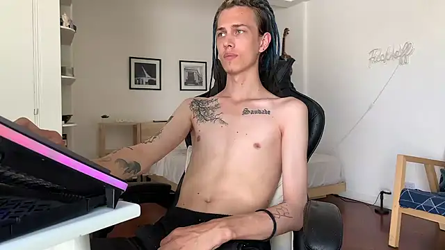 Den BlueXx online show from 01-13-25, 02:21