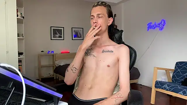 Den BlueXx online show from 01-18-25, 05:15