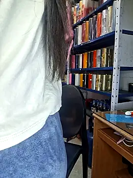 nidia2026 online show from 04-25-26, 04:37