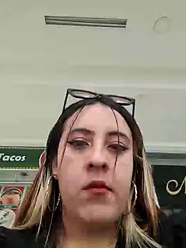 SarahXRusso online show from 01-20-25, 08:07