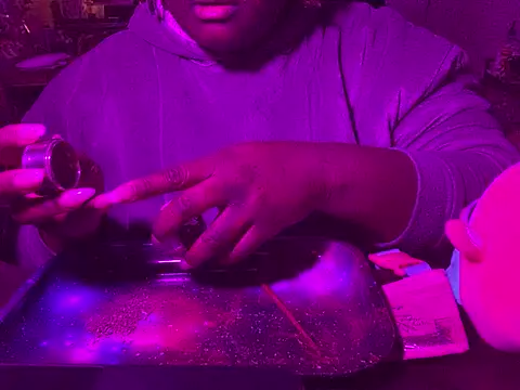 BigKittyRaven online show from 12-09-24, 05:40