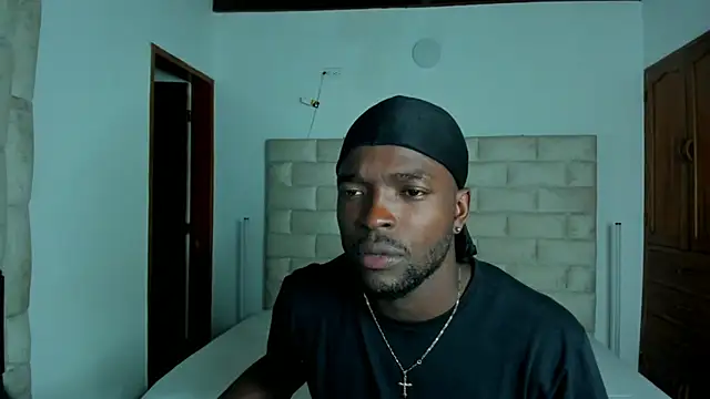 Dylan Taylor online show from 02-12-26, 03:23