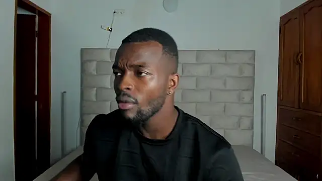 Dylan Taylor online show from 02-25-26, 03:49