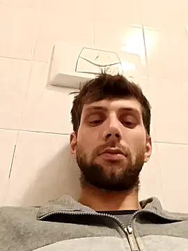 Snapshot of dariodario chatting on 01-17-25, 12:53 dariodario online show from 01-17-25, 12:53