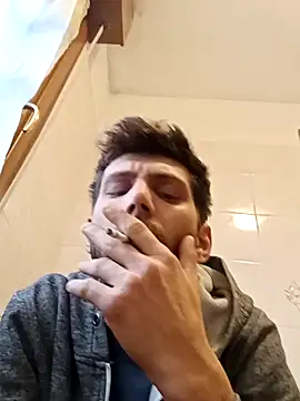 Snapshot of dariodario chatting on 01-19-25, 08:50 dariodario online show from 01-19-25, 08:50