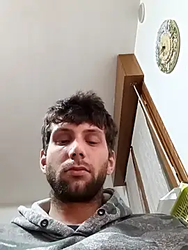 Snapshot of dariodario chatting on 02-08-25, 08:42 dariodario online show from 02-08-25, 08:42