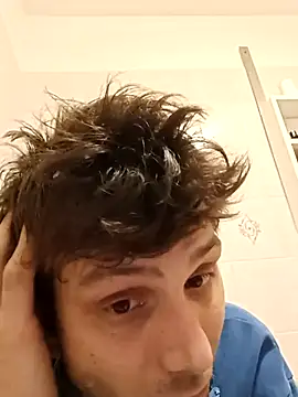 Snapshot of dariodario chatting on 02-14-25, 10:49 dariodario online show from 02-14-25, 10:49