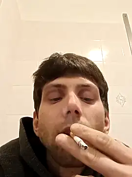 Snapshot of dariodario chatting on 02-15-25, 10:52 dariodario online show from 02-15-25, 10:52