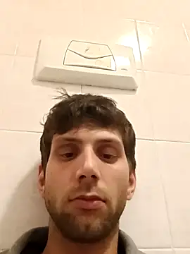 Snapshot of dariodario chatting on 02-16-25, 10:54 dariodario online show from 02-16-25, 10:54