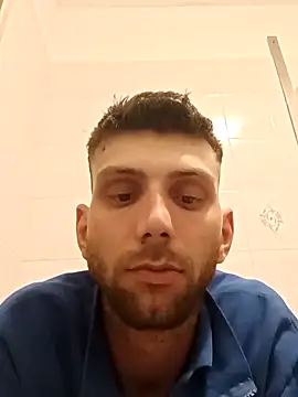 Snapshot of dariodario chatting on 03-12-25, 04:56 dariodario online show from 03-12-25, 04:56