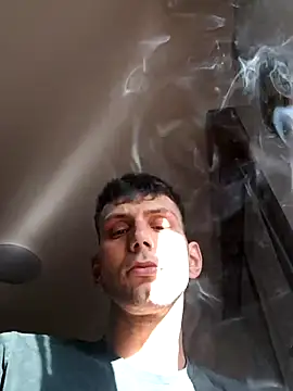 Snapshot of dariodario chatting on 03-16-25, 08:21 dariodario online show from 03-16-25, 08:21