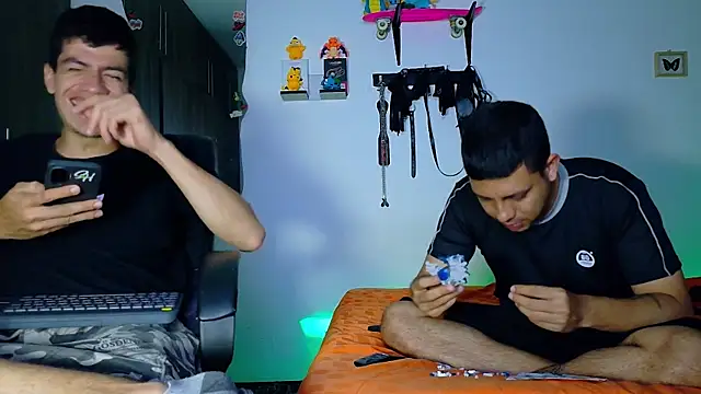 Nymphobuddies online show from 09-19-25, 03:19