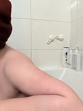 Twitchtheclownn online show from 03-01-26, 12:01