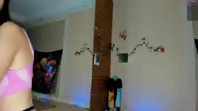 Snapshot of sweed_angel chatting on 03-06-25, 05:03 sweed angel online show from 03-06-25, 05:03