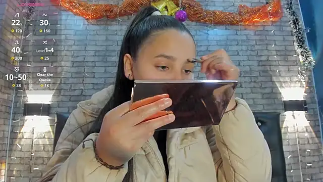 Victoria Ponce1 online show from 12-17-25, 06:14