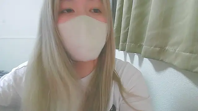 Remi official online show from 06-17-26, 12:24
