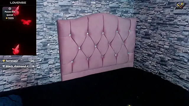 sofi bronw online show from 10-11-25, 02:04