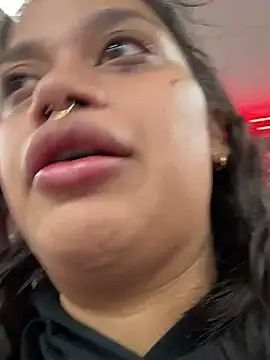 Snapshot of shyfr34k chatting on 01-10-25, 06:09 shyfr34k online show from 01-10-25, 06:09