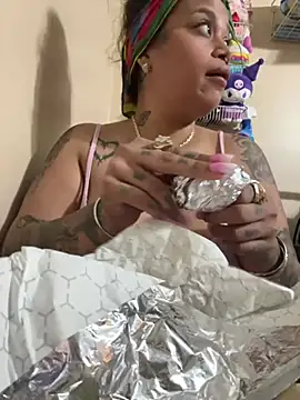 Snapshot of shyfr34k chatting on 01-23-25, 03:58 shyfr34k online show from 01-23-25, 03:58