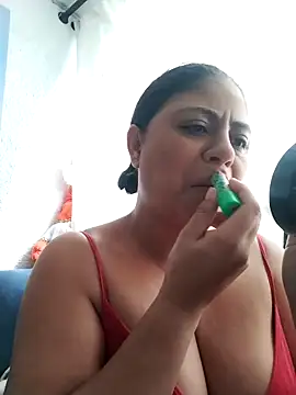 ElizabethWeil online show from 12-21-25, 12:23