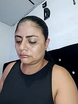 ElizabethWeil online show from 04-19-26, 07:29