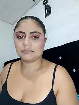 ElizabethWeil online show from 04-23-26, 01:02