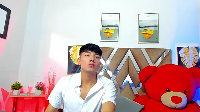 Snapshot of PETTTER_SPENCER chatting on 12-08-24, 01:25 PETTTER SPENCER online show from 12-08-24, 01:25