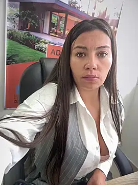 LIZ-06  online show from 11-26-25, 12:50