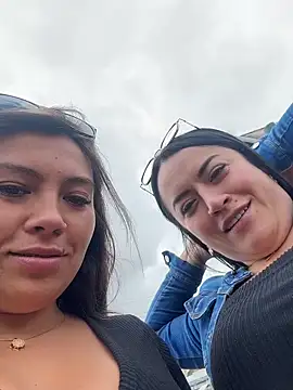 LIZ-06  online show from 04-23-26, 03:25