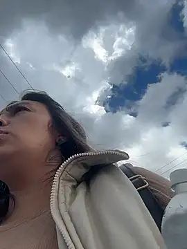 LIZ-06  online show from 04-26-26, 05:21