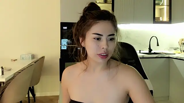 Snapshot of may_mia chatting on 07-01-26, 07:57 may mia online show from 07-01-26, 07:57