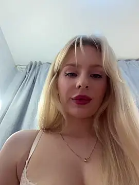 Snapshot of CaseyCumFace chatting on 07-15-26, 08:03 CaseyCumFace online show from 07-15-26, 08:03