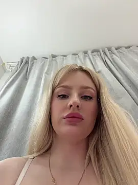 Snapshot of CaseyCumFace chatting on 07-31-26, 08:52 CaseyCumFace online show from 07-31-26, 08:52