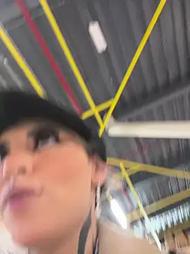 Snapshot of Trinity___s chatting on 01-27-25, 06:41 Trinity s online show from 01-27-25, 06:41