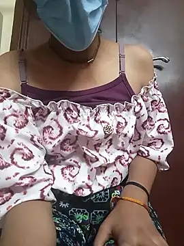 Snapshot of BabySlimmy10 chatting on 12-19-24, 07:18 BabySlimmy10 online show from 12-19-24, 07:18